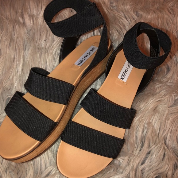 Steve Madden Shoes - Steve madden platform sandals